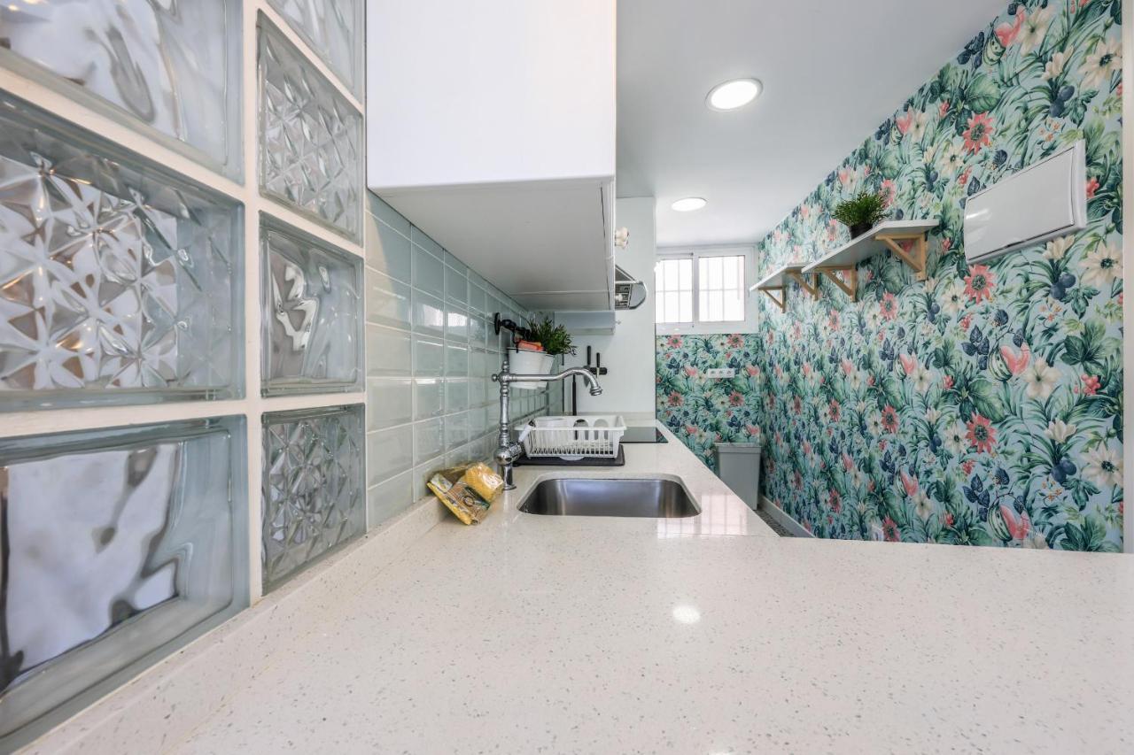 Apartamento Para 5 Personas Cerca De Ifema Y Aeropuerto Alquiler Temporal Madrid Bagian luar foto