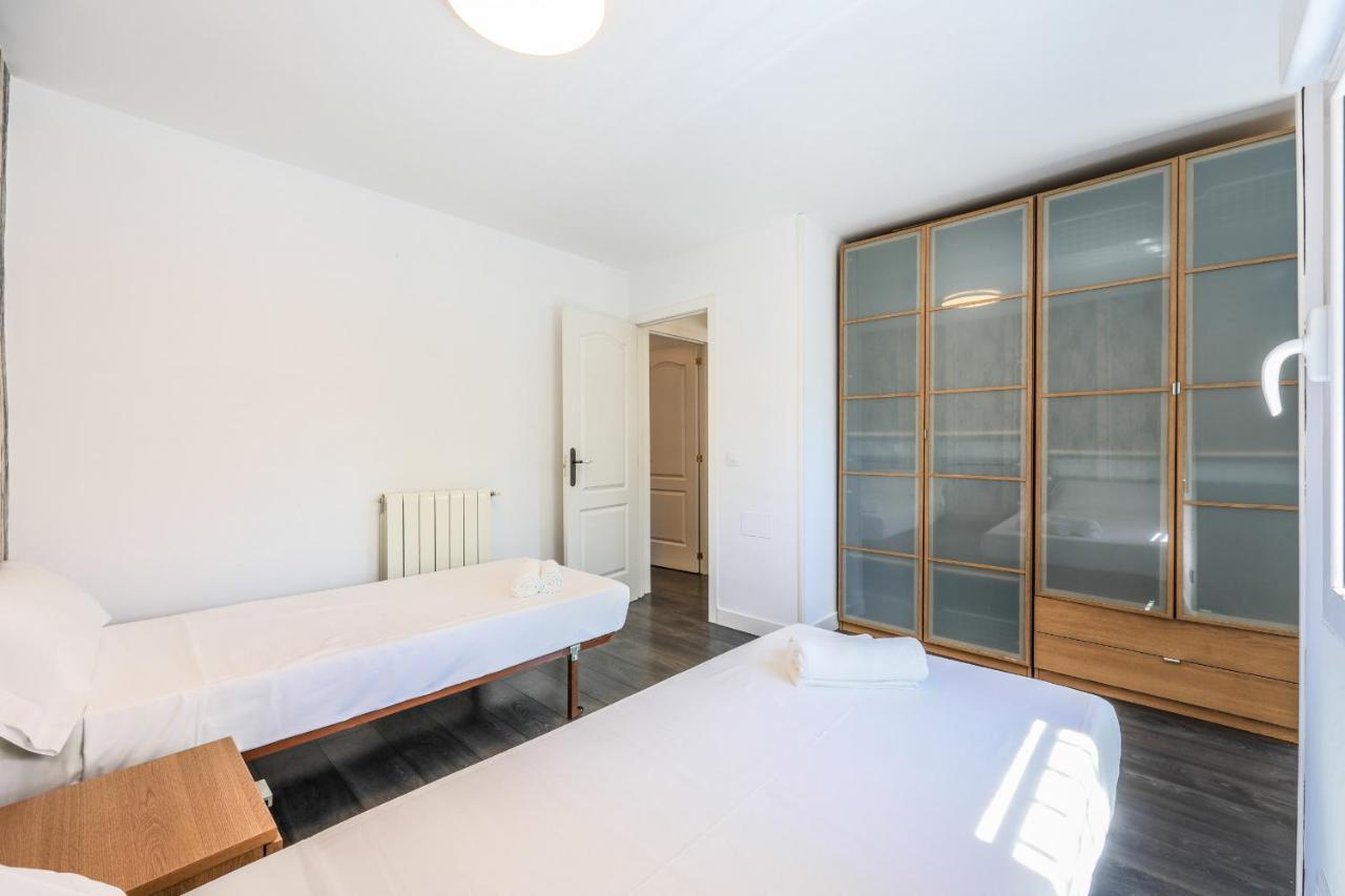 Apartamento Para 5 Personas Cerca De Ifema Y Aeropuerto Alquiler Temporal Madrid Bagian luar foto