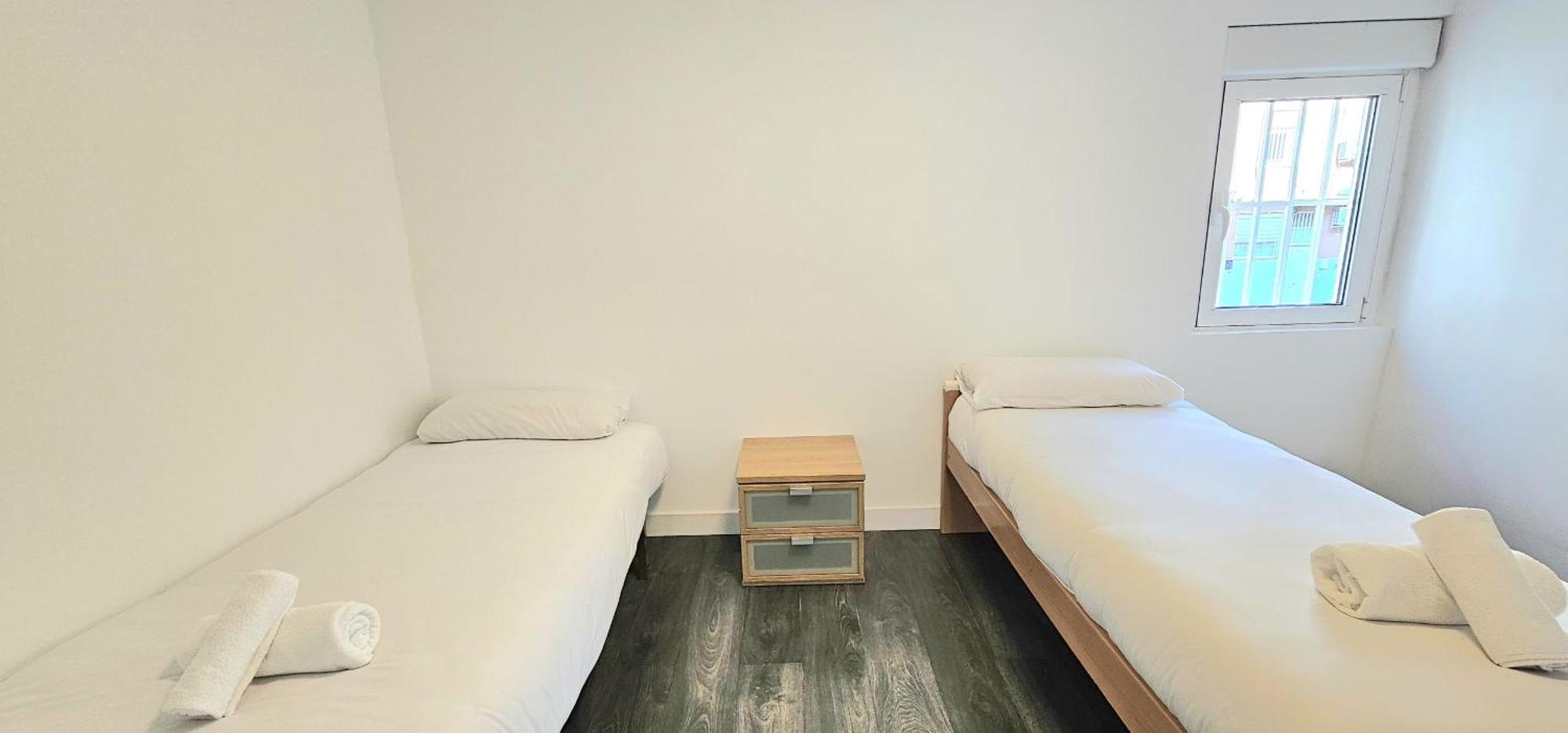 Apartamento Para 5 Personas Cerca De Ifema Y Aeropuerto Alquiler Temporal Madrid Bagian luar foto
