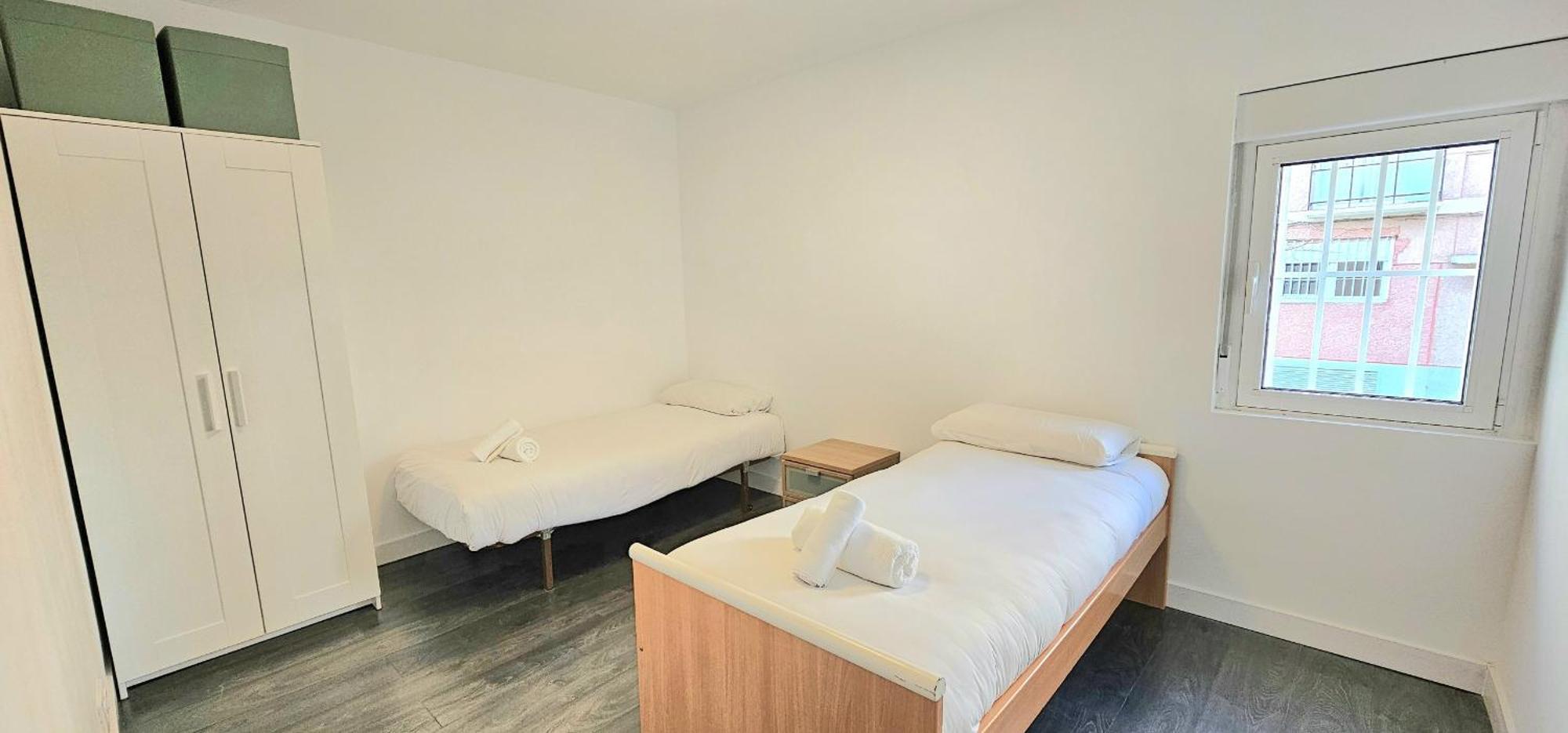 Apartamento Para 5 Personas Cerca De Ifema Y Aeropuerto Alquiler Temporal Madrid Bagian luar foto