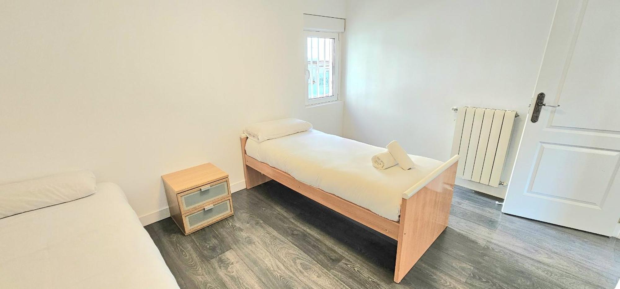 Apartamento Para 5 Personas Cerca De Ifema Y Aeropuerto Alquiler Temporal Madrid Bagian luar foto